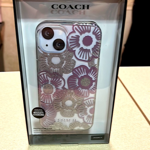 COPY - NWT Coach iPhone 13 Case - Picture 2 of 5